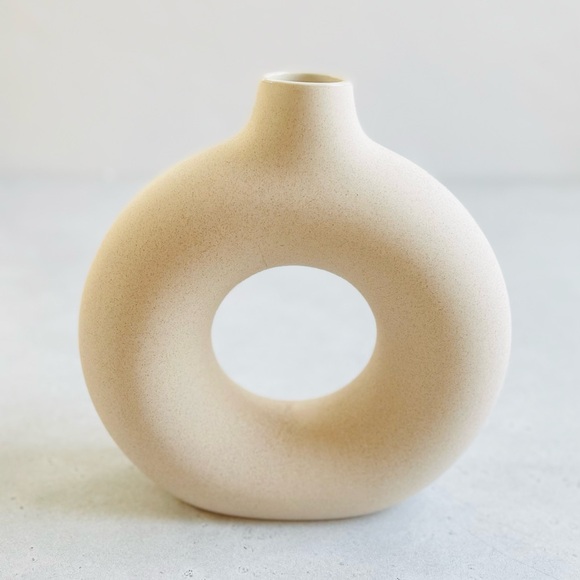 H&M Small Ceramic Donut Vase - Picture 2 of 6